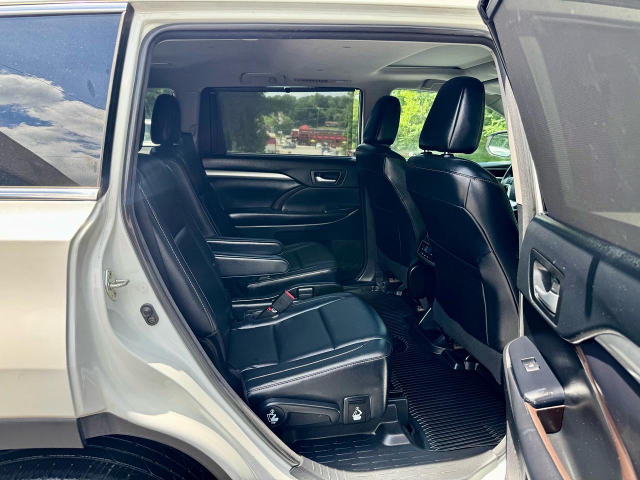 Toyota Highlander SE AWD V6 2018