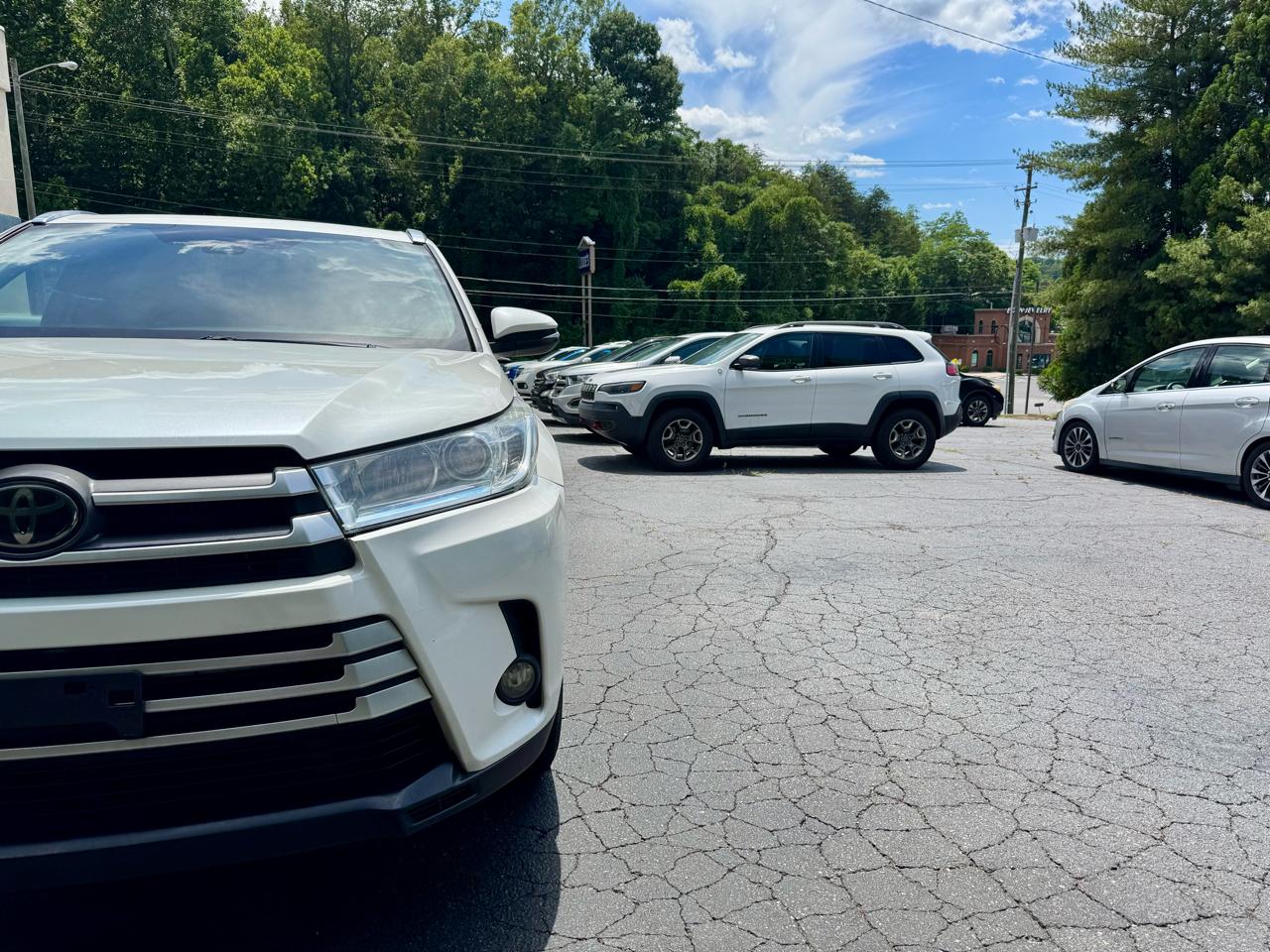 Toyota Highlander SE AWD V6 2018