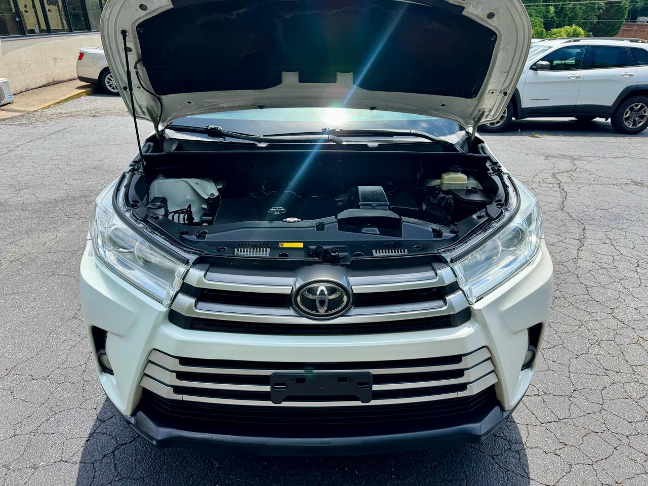 Toyota Highlander SE AWD V6 2018