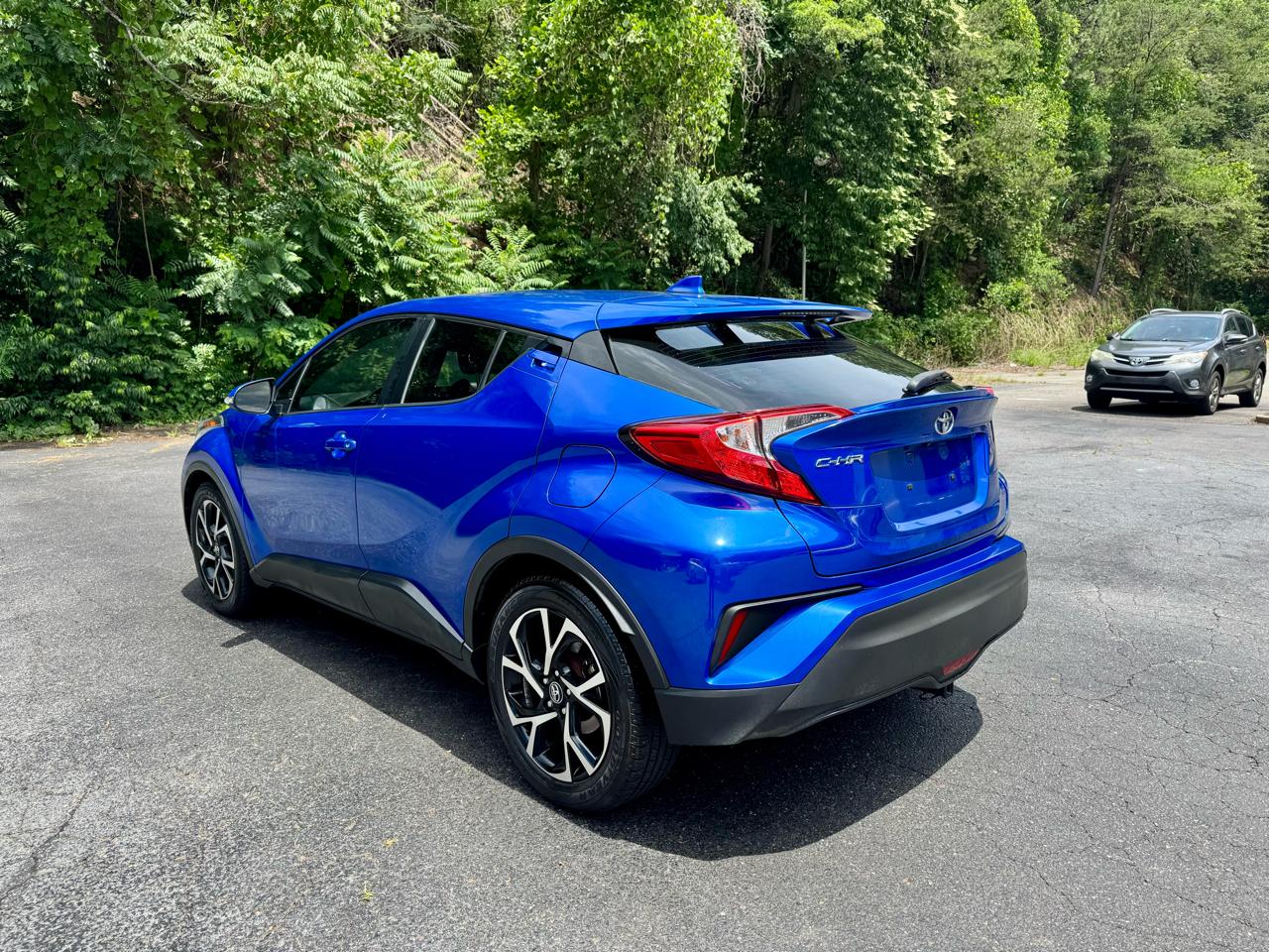 Toyota C-HR XLE 2018