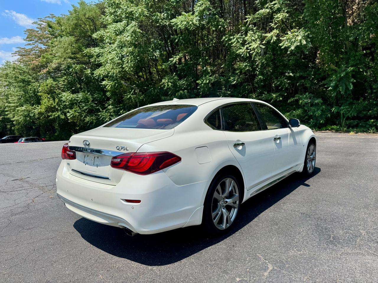 Infiniti Q70 L 3.7 AWD 2016