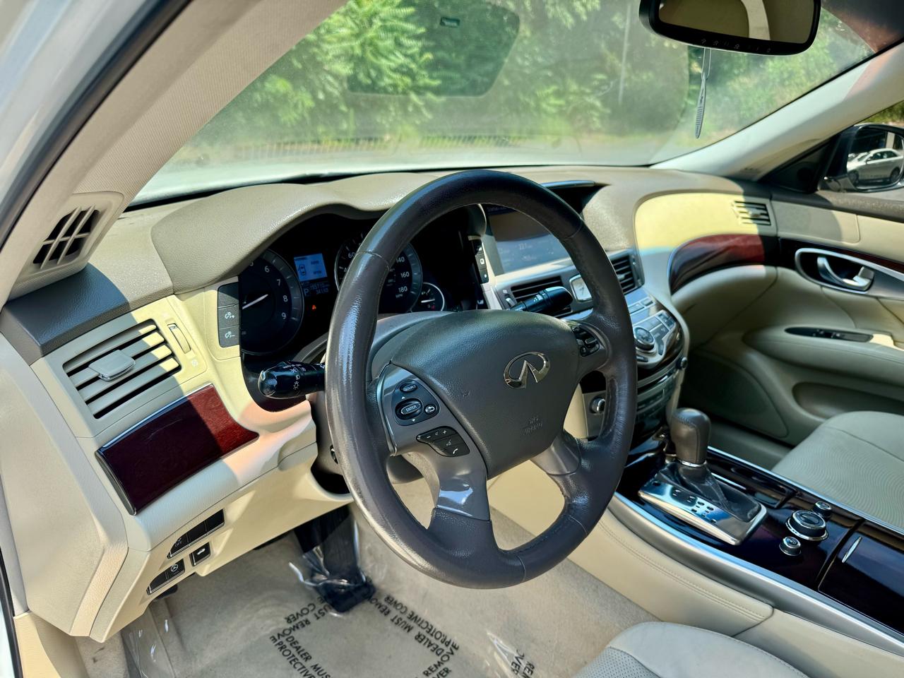 Infiniti Q70 L 3.7 AWD 2016