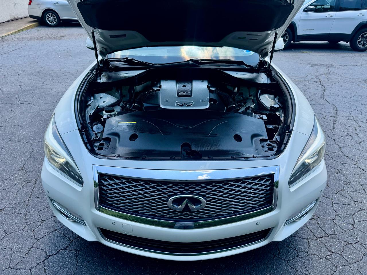 Infiniti Q70 L 3.7 AWD 2016