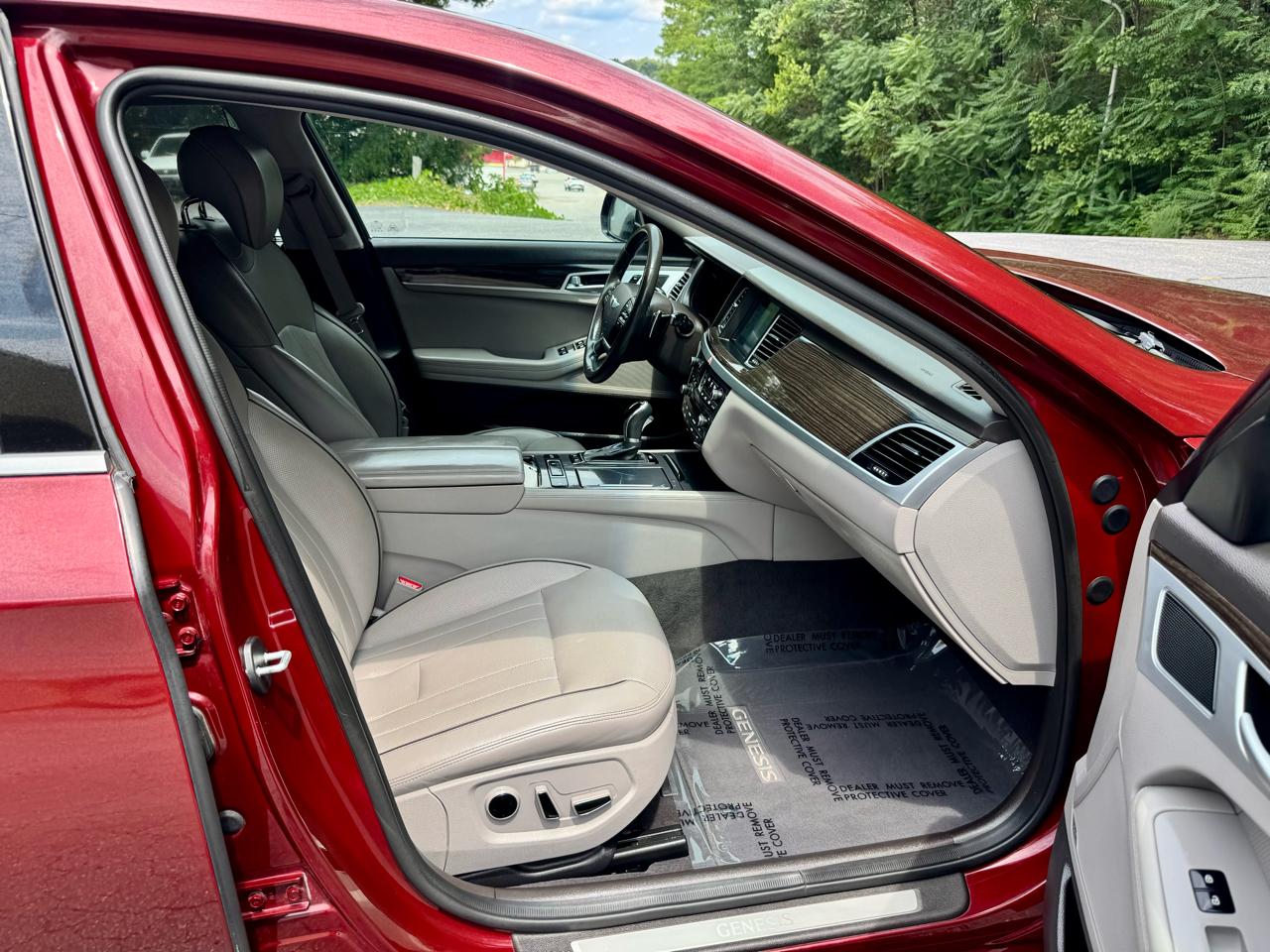 Hyundai Genesis 3.8L 2015