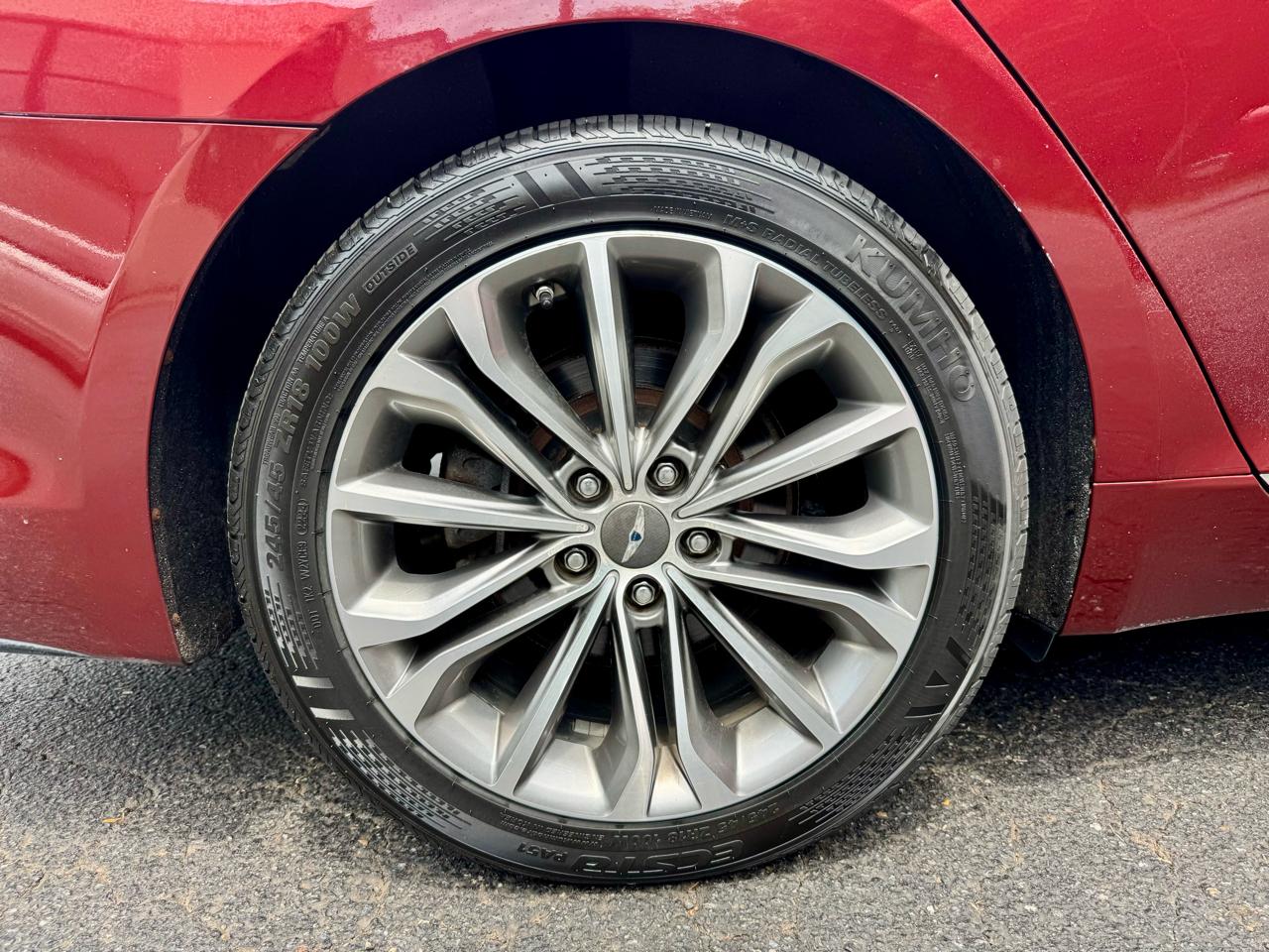 Hyundai Genesis 3.8L 2015