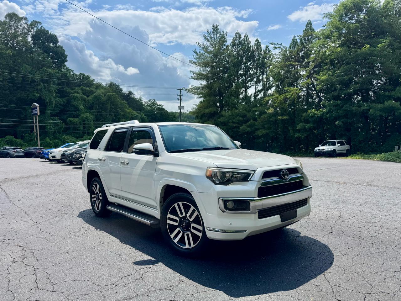 Toyota 4Runner Limited 4D SUV RWD V6 2016
