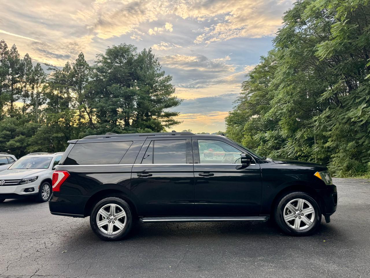 Ford Expedition MAX XLT 4WD 2019