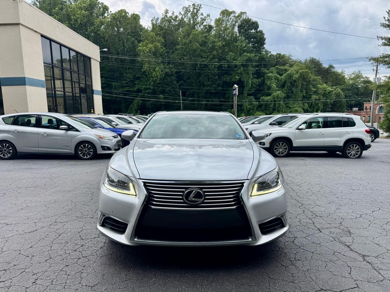 Lexus LS 460 Luxury Sedan 2014