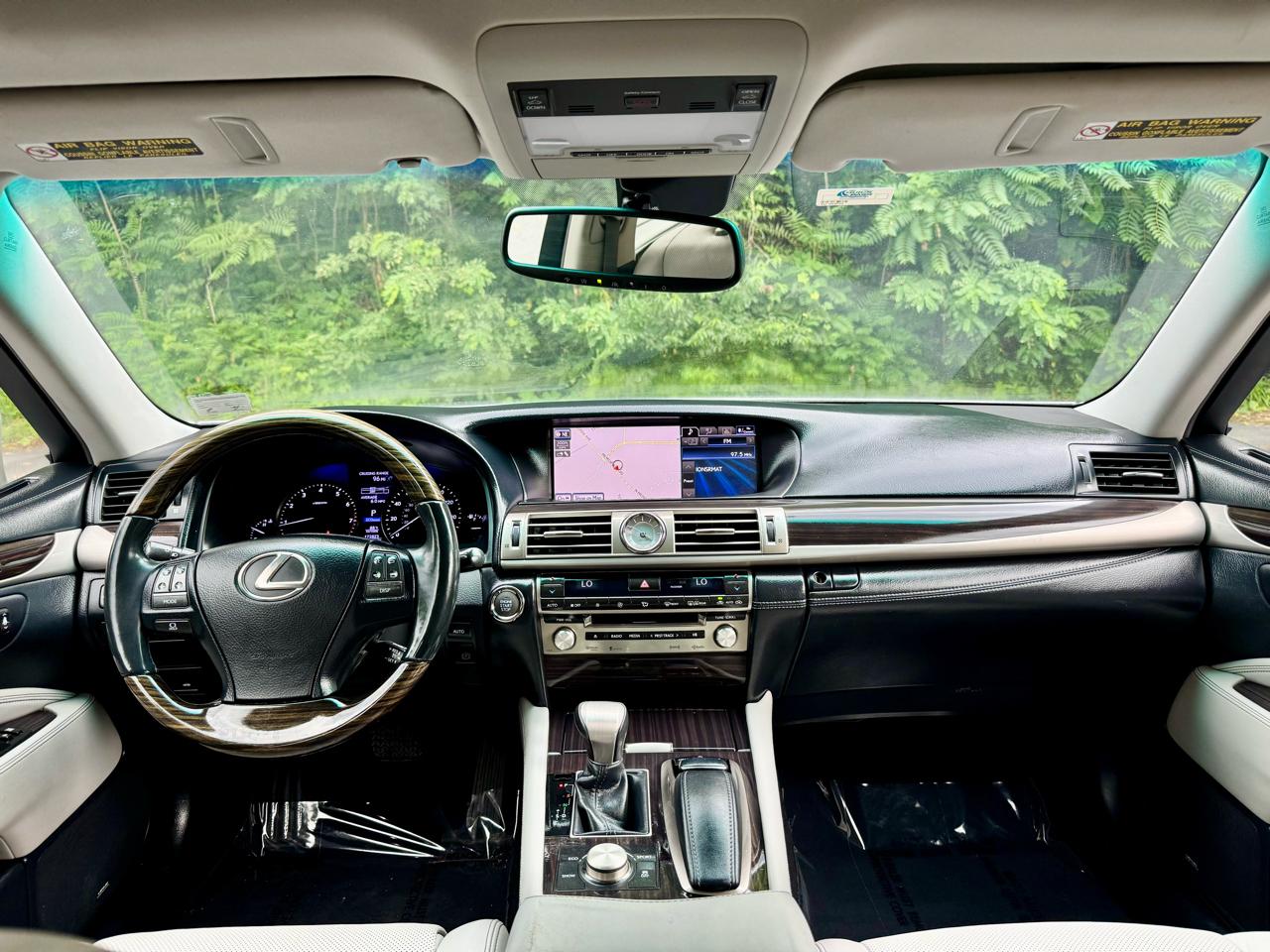 Lexus LS 460 Luxury Sedan 2014