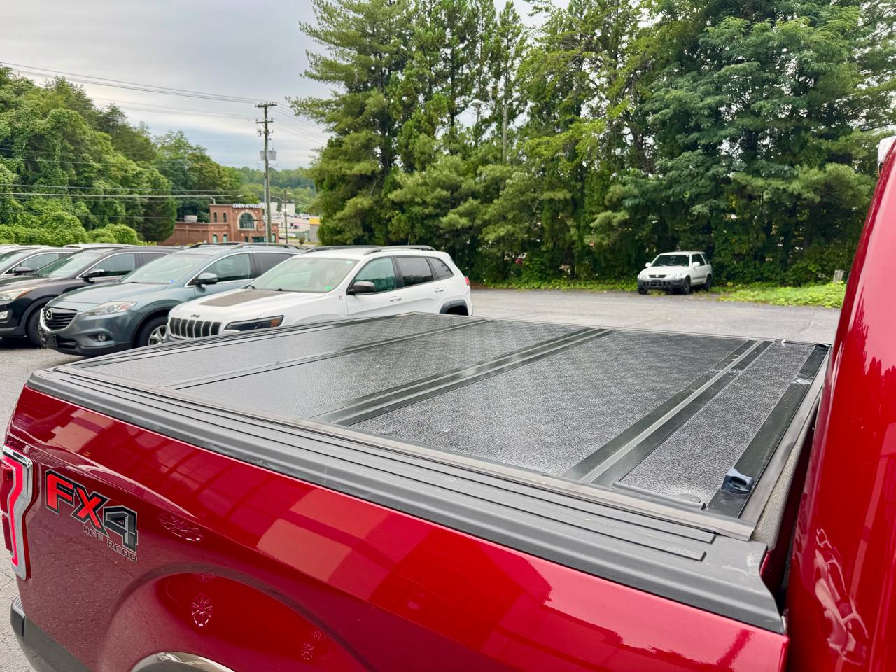 Ford F-150 XL SuperCrew 5.5-ft. Bed 4WD 2015