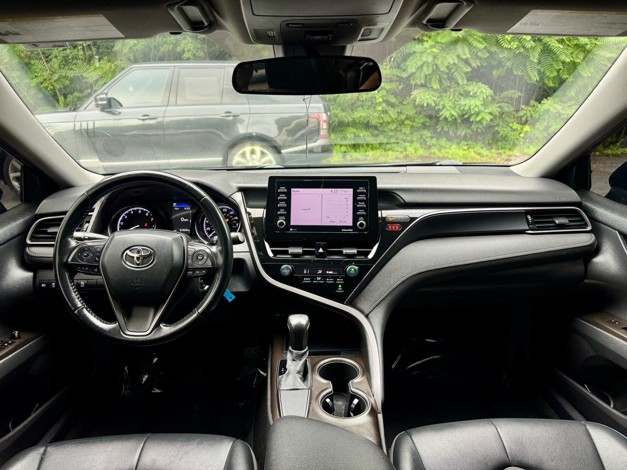 Toyota Camry SE 2021