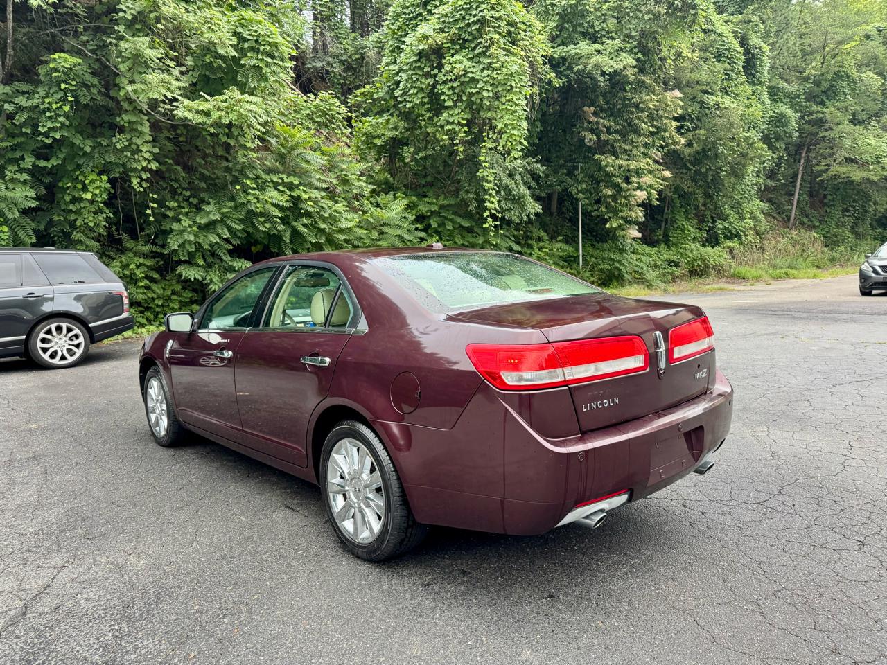 Lincoln MKZ FWD 2011