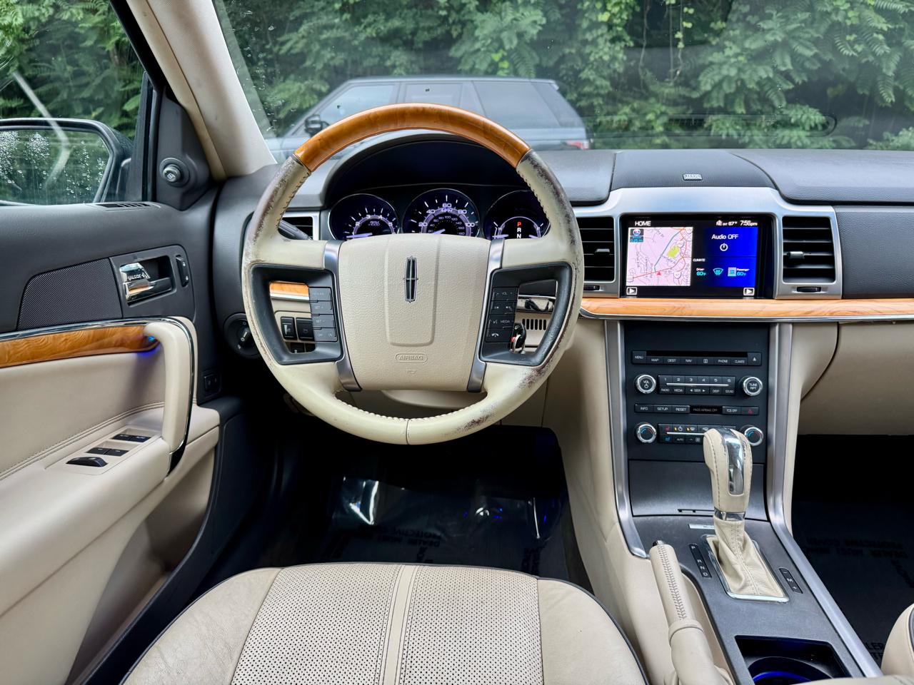 Lincoln MKZ FWD 2011