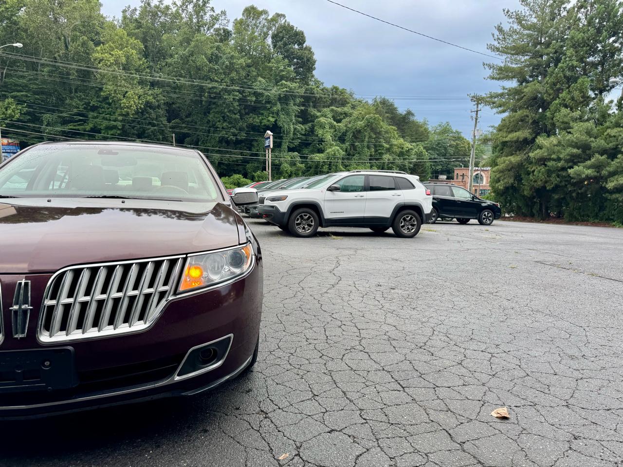 Lincoln MKZ FWD 2011