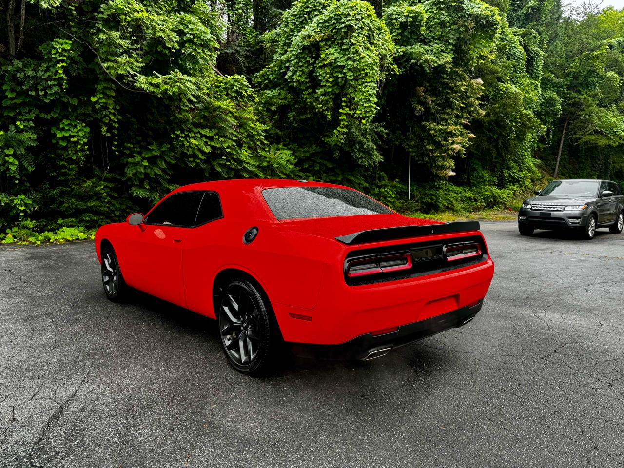 Dodge Challenger SXT 2021