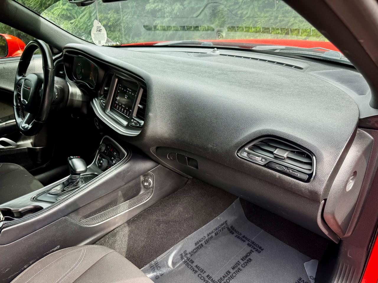 Dodge Challenger SXT 2021