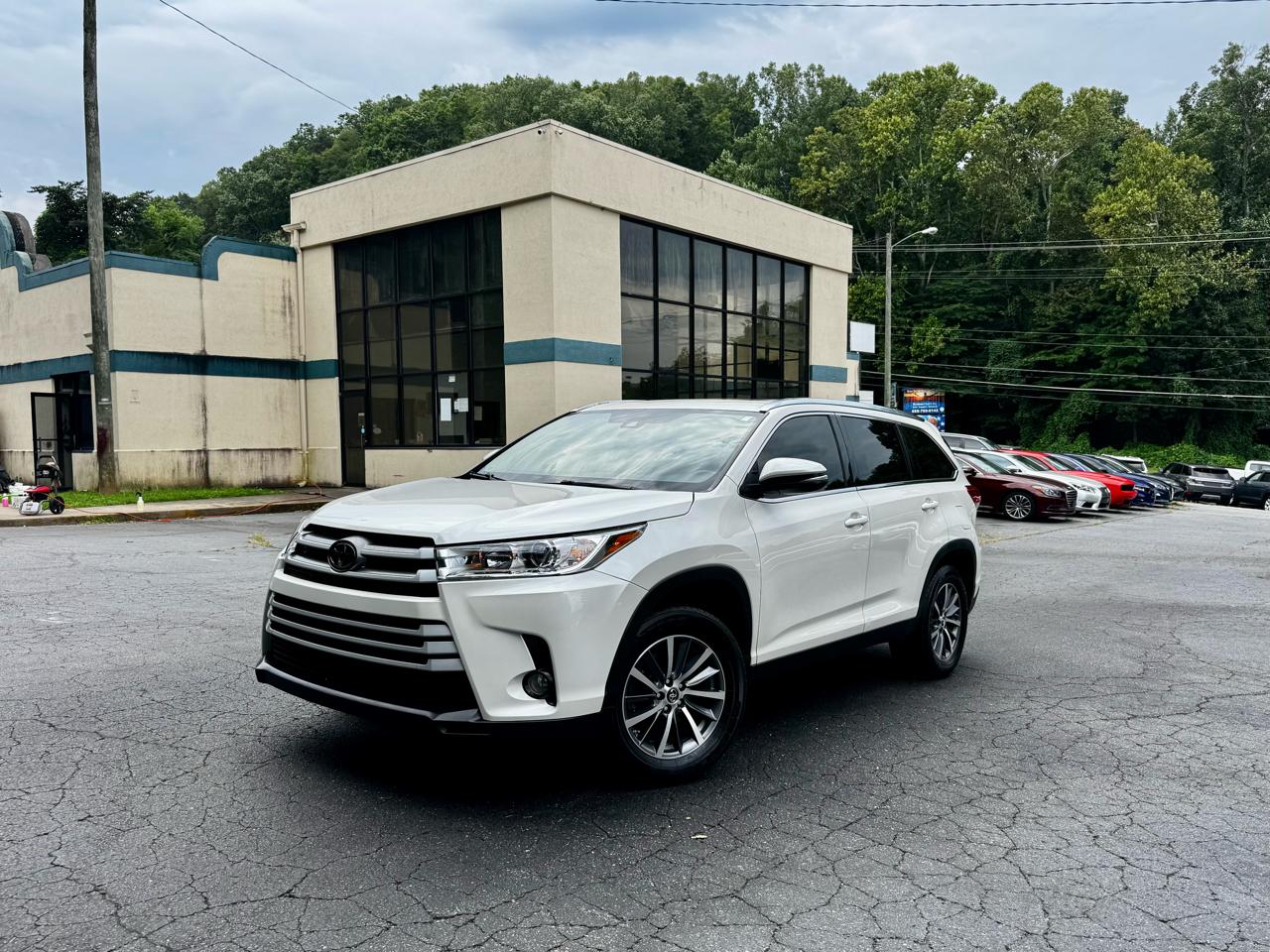 2019 Toyota Highlander SE FWD V6