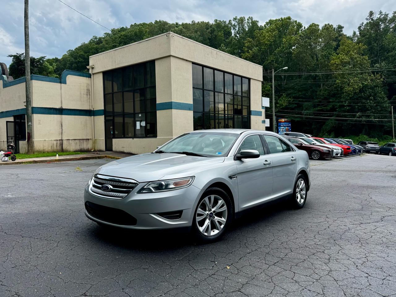 2010 Ford Taurus SEL FWD