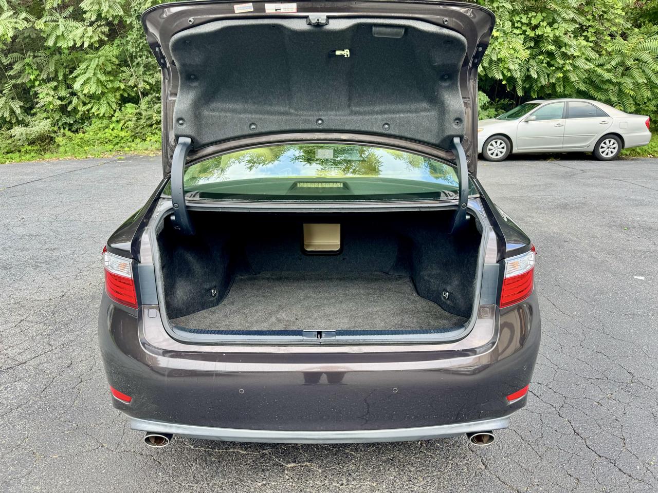 Lexus ES 350 Sedan 2014