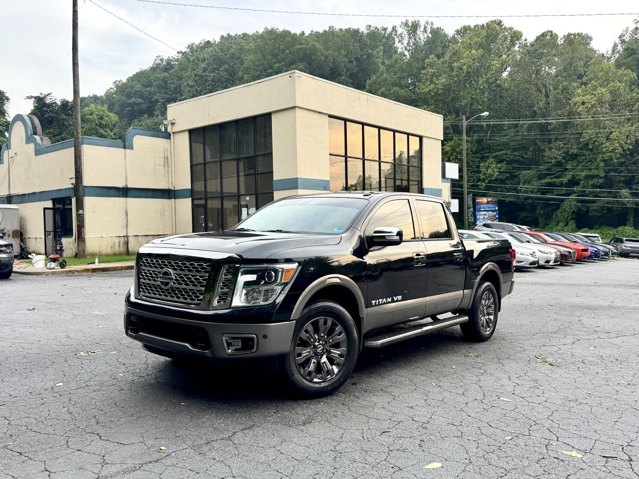 2018 Nissan Titan PRO-4X Crew Cab 4WD