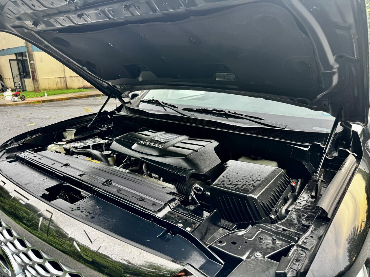 Nissan Titan PRO-4X Crew Cab 4WD 2018