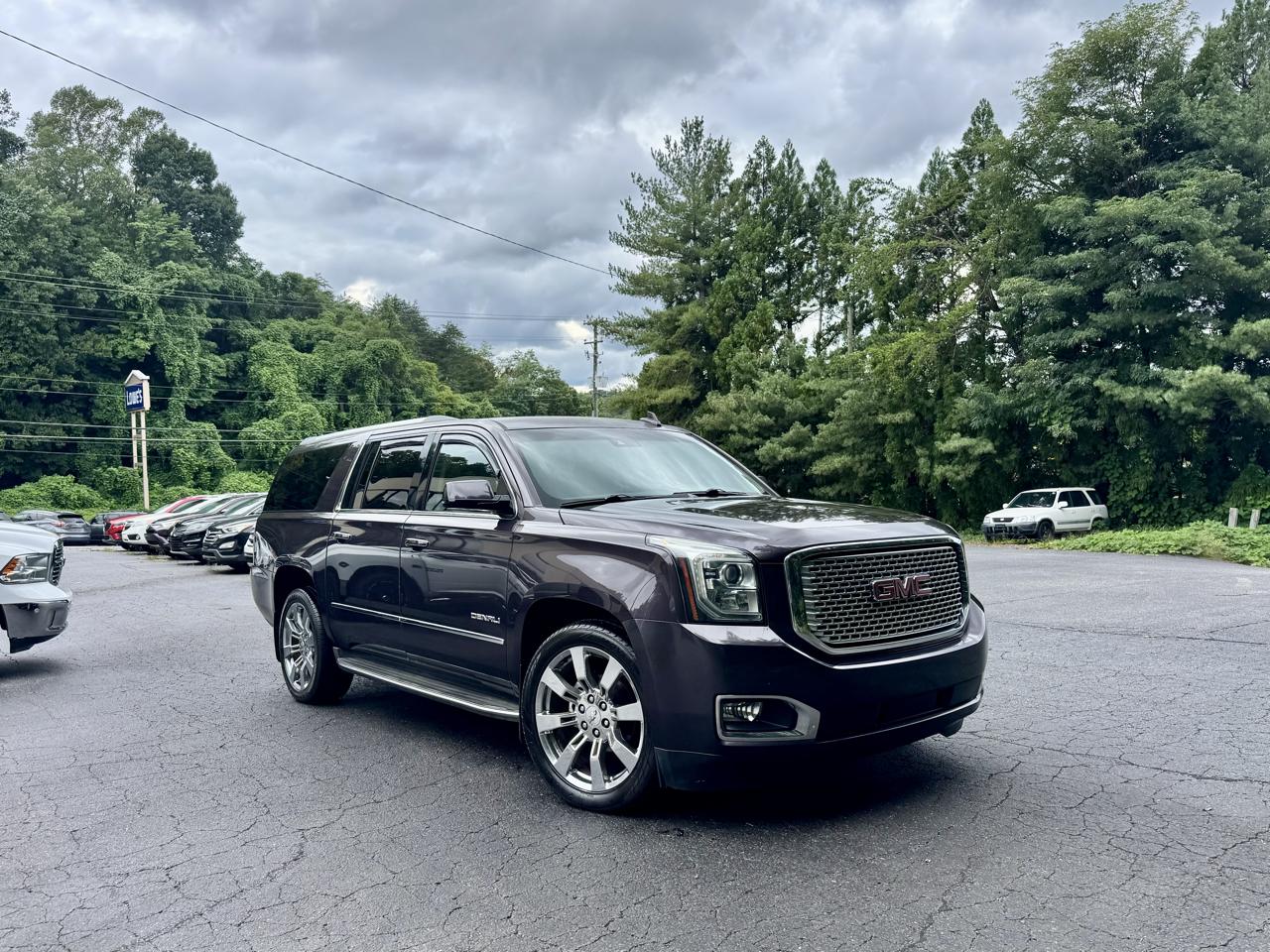 GMC Yukon Denali XL 4WD 2015