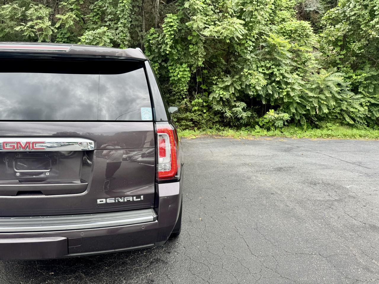 GMC Yukon Denali XL 4WD 2015