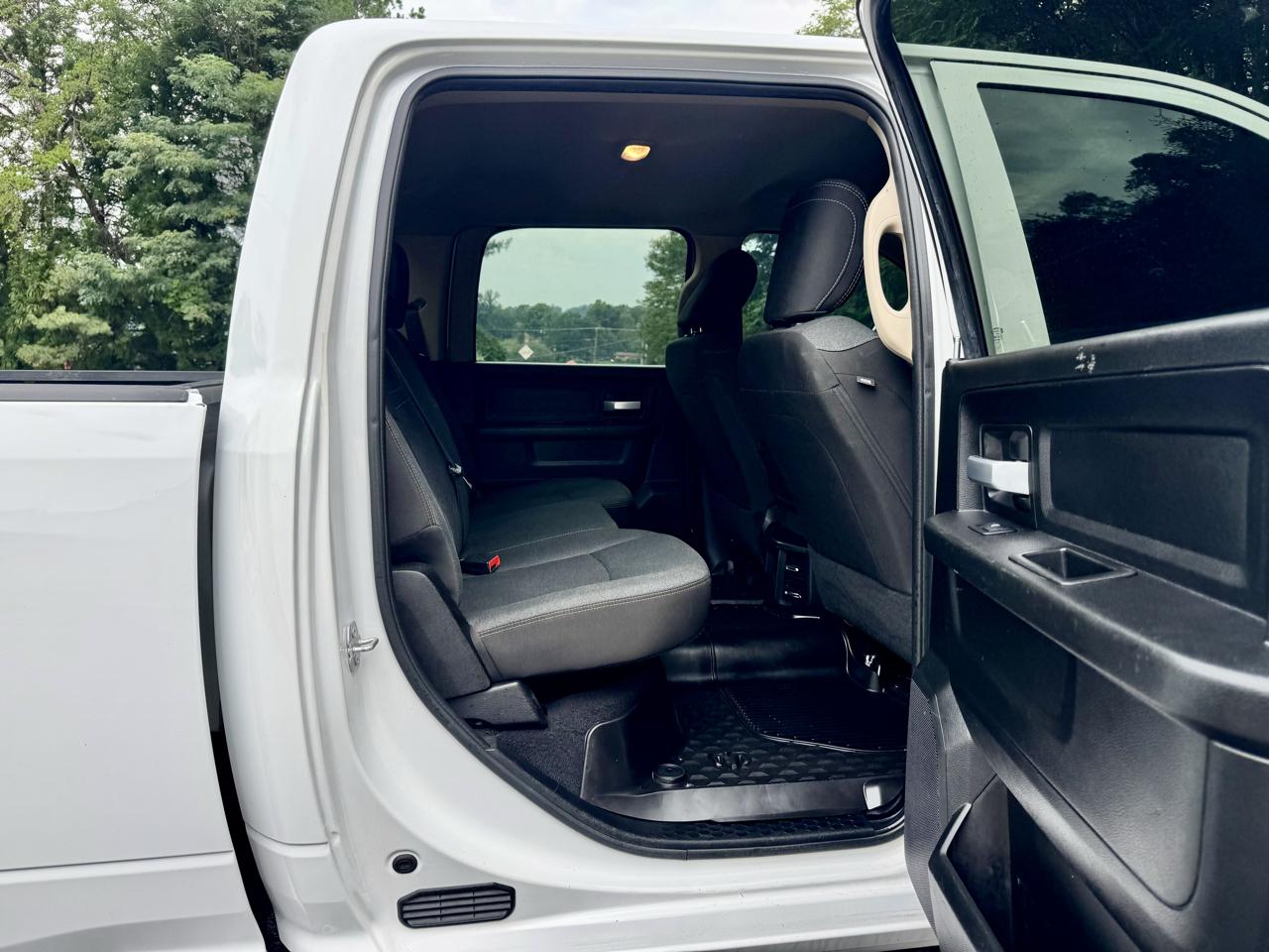 RAM 2500 Tradesman Crew Cab SWB 4WD 2019