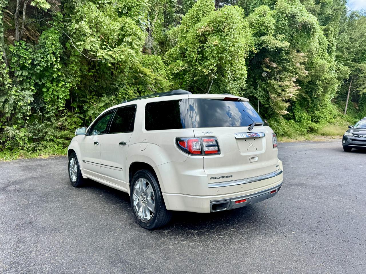 GMC Acadia Denali AWD 2015