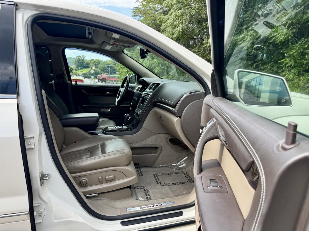 GMC Acadia Denali AWD 2015