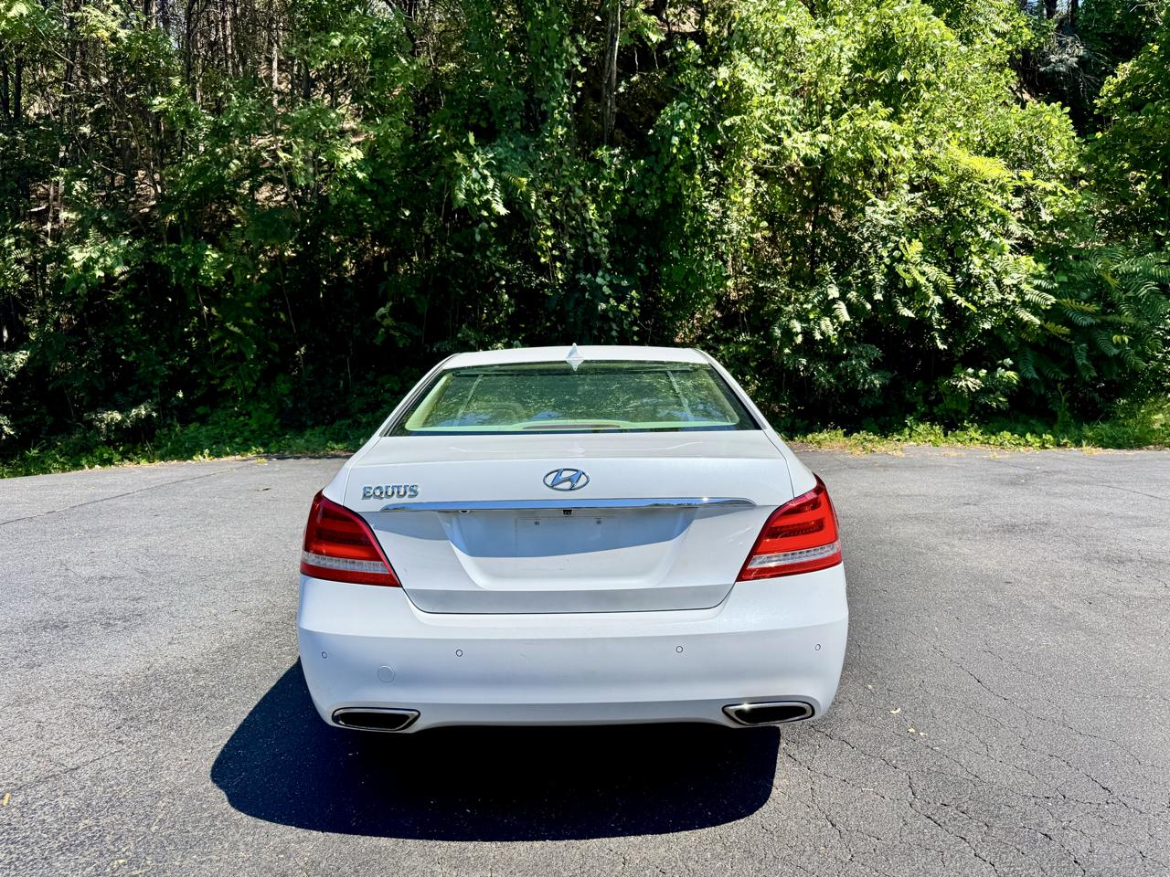 Hyundai Equus Signature 2015