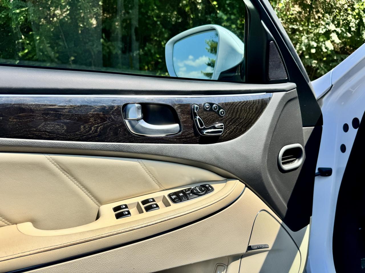 Hyundai Equus Signature 2015
