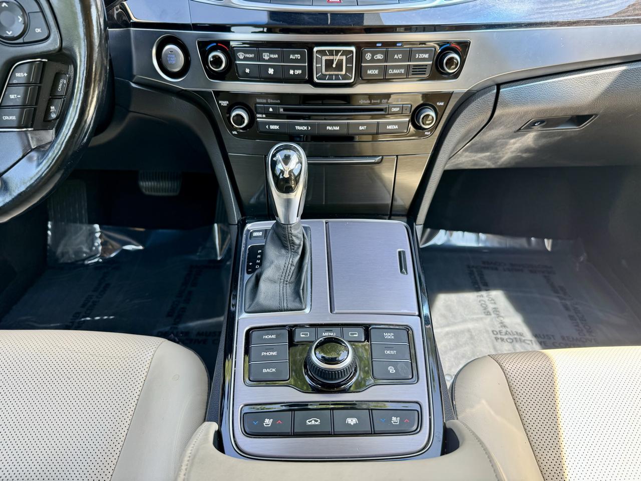 Hyundai Equus Signature 2015