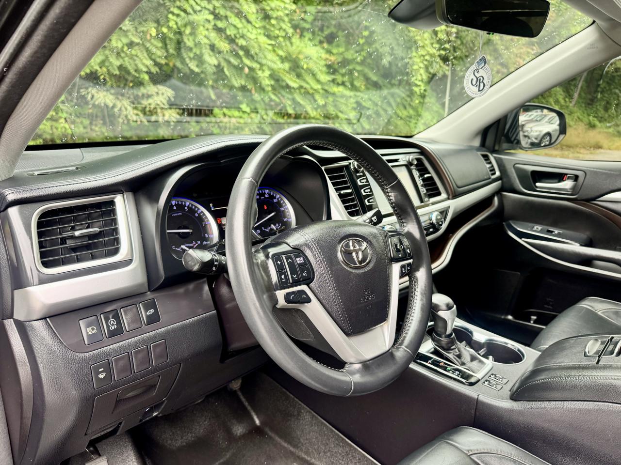 Toyota Highlander SE AWD V6 2018