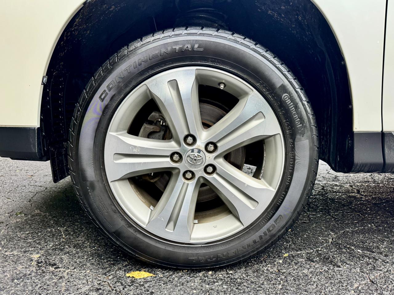 Toyota Highlander Limited 4WD 2012