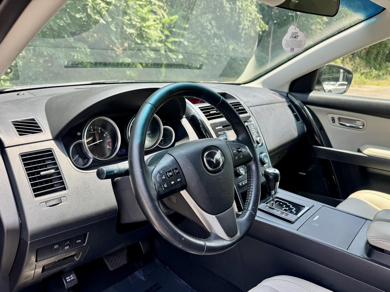 Mazda CX-9 Touring AWD 2013