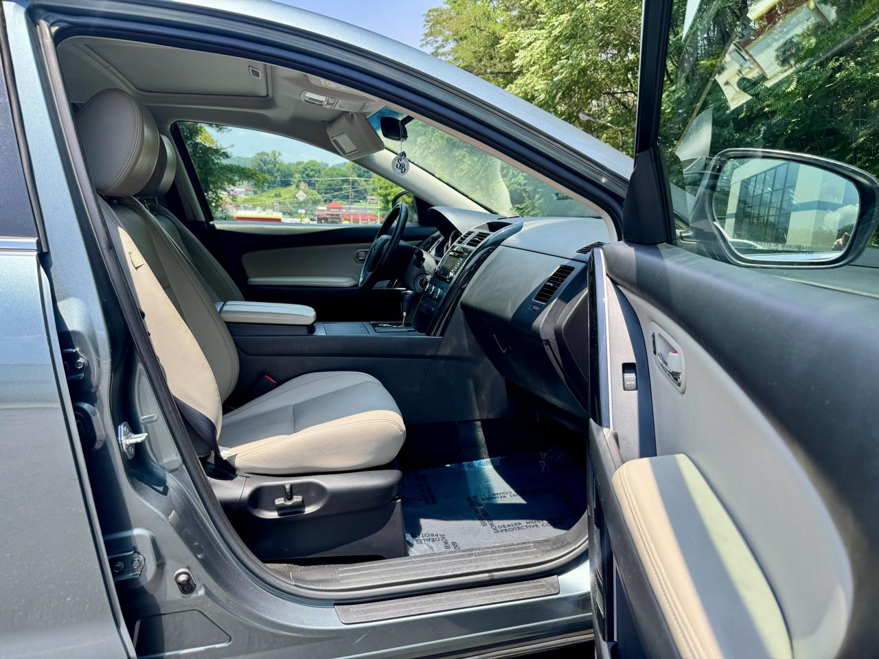 Mazda CX-9 Touring AWD 2013
