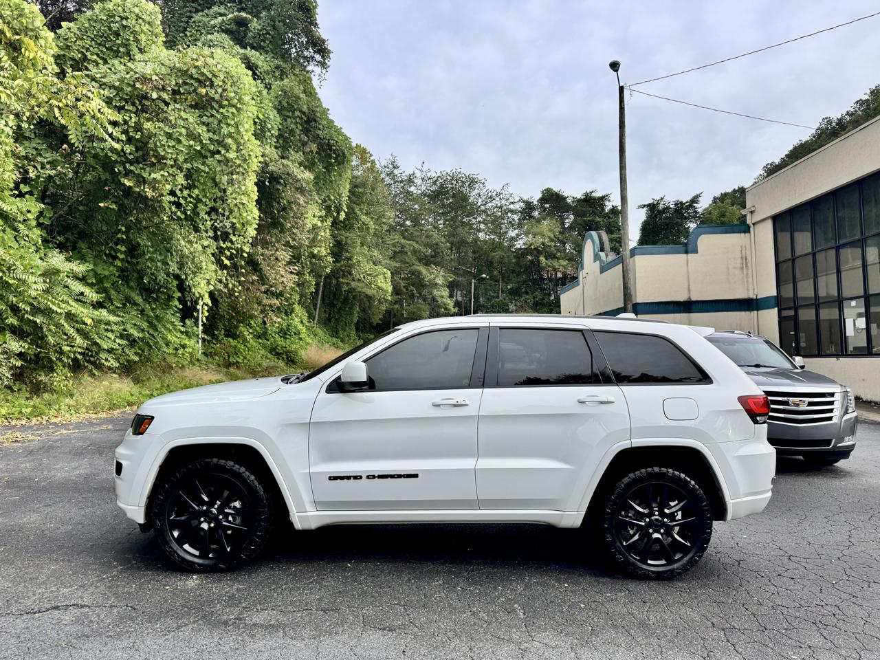 Jeep Grand Cherokee Laredo 4WD 2019