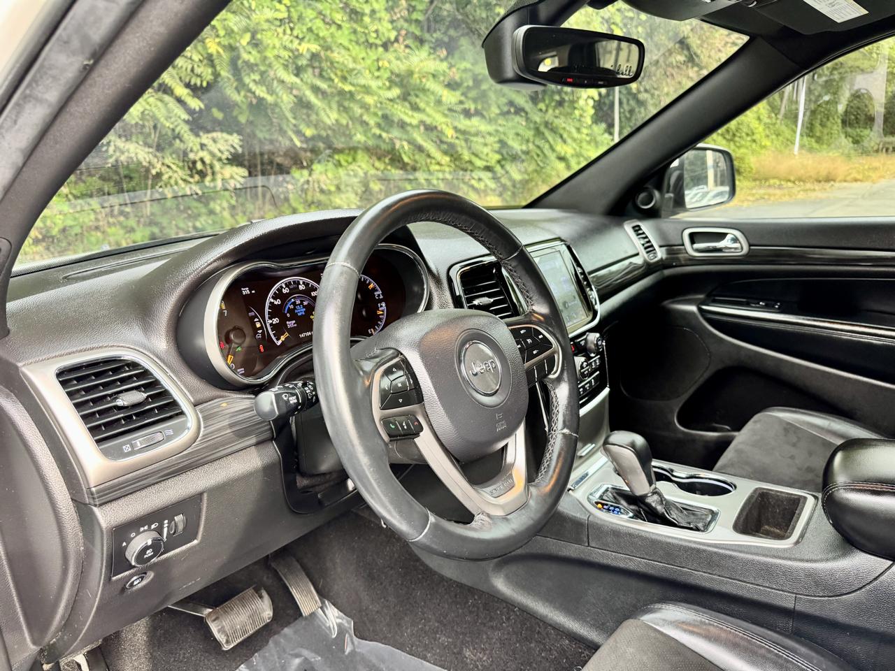 Jeep Grand Cherokee Laredo 4WD 2019