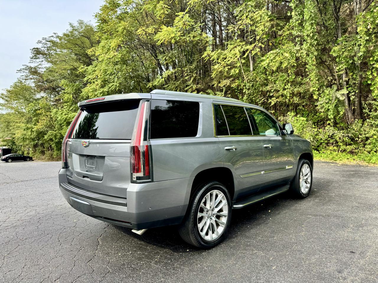 Cadillac Escalade Luxury 4WD 2018