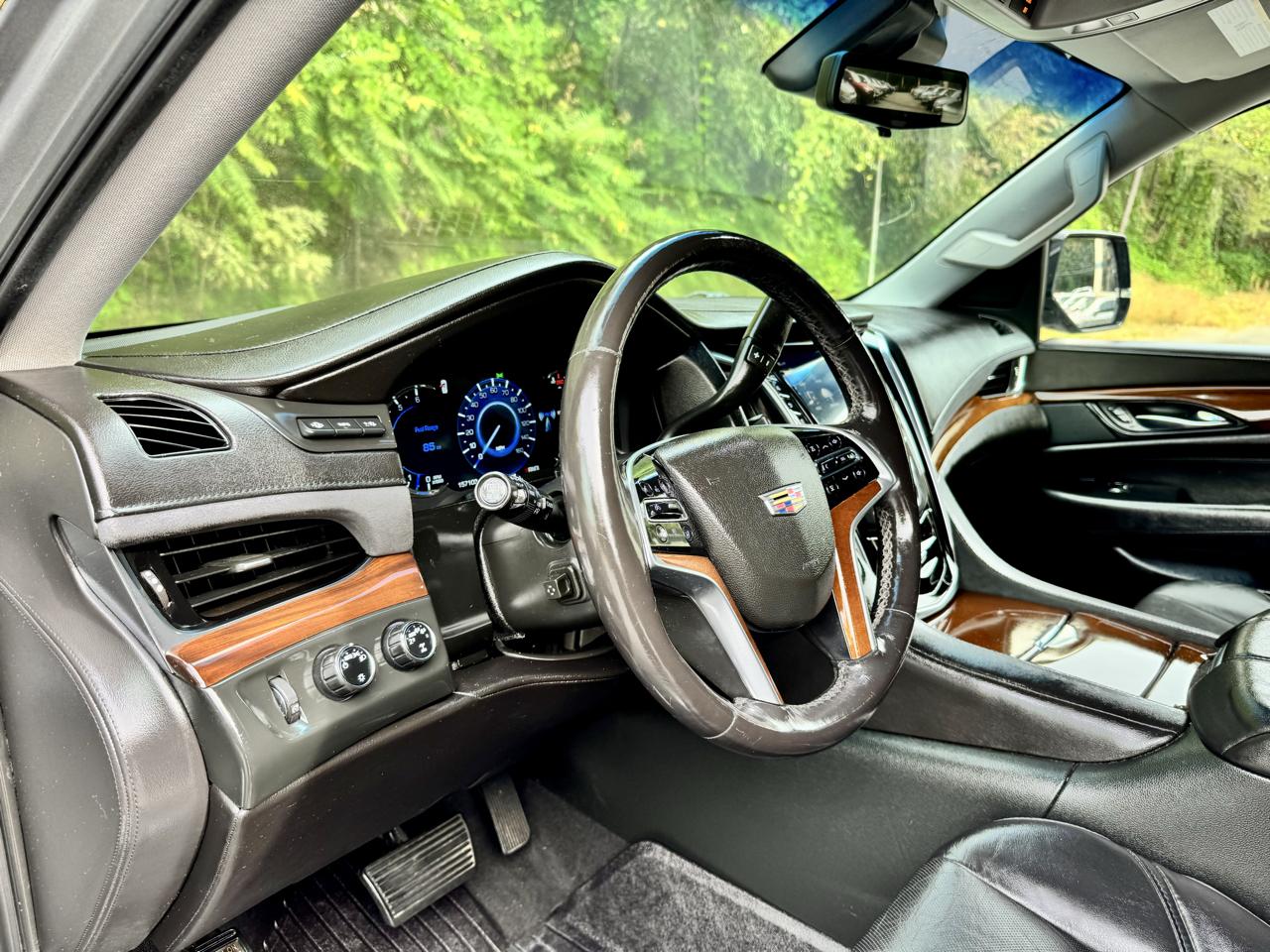 Cadillac Escalade Luxury 4WD 2018