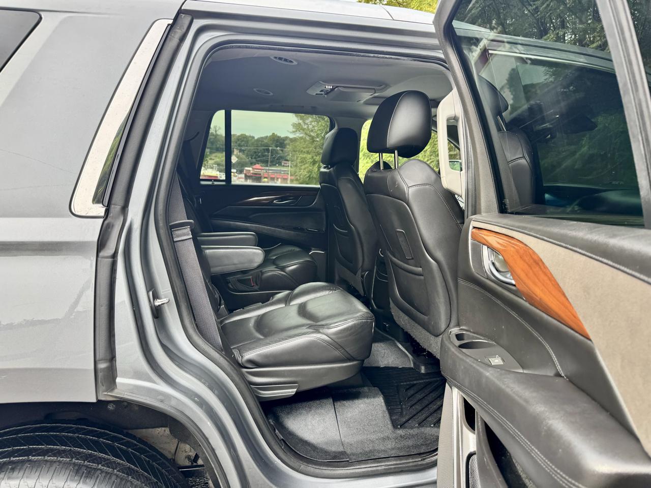 Cadillac Escalade Luxury 4WD 2018