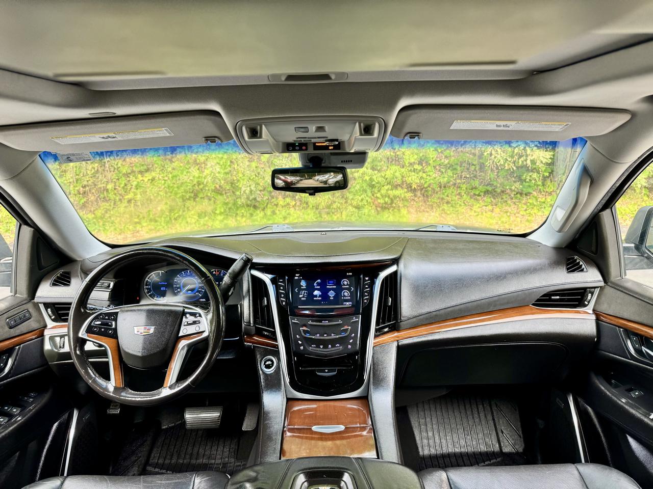 Cadillac Escalade Luxury 4WD 2018