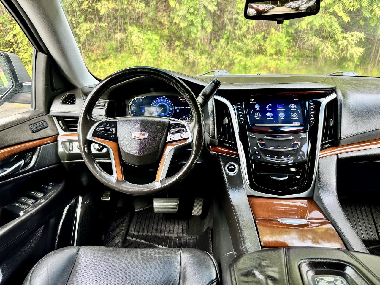 Cadillac Escalade Luxury 4WD 2018