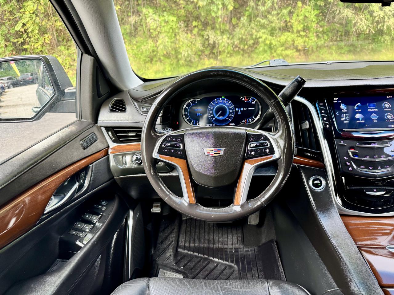 Cadillac Escalade Luxury 4WD 2018