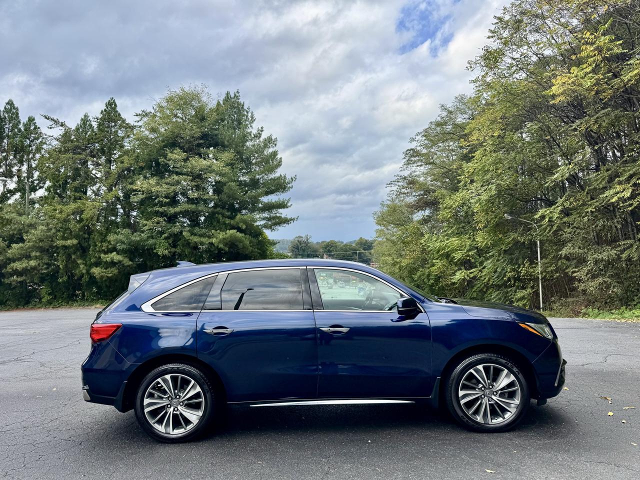 Acura MDX SH-AWD 9-Spd AT w/Tech Package 2017