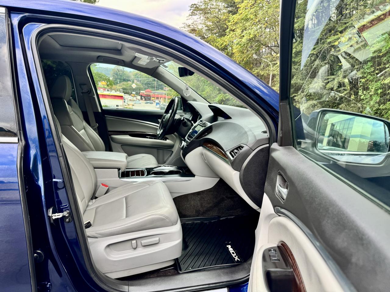 Acura MDX SH-AWD 9-Spd AT w/Tech Package 2017