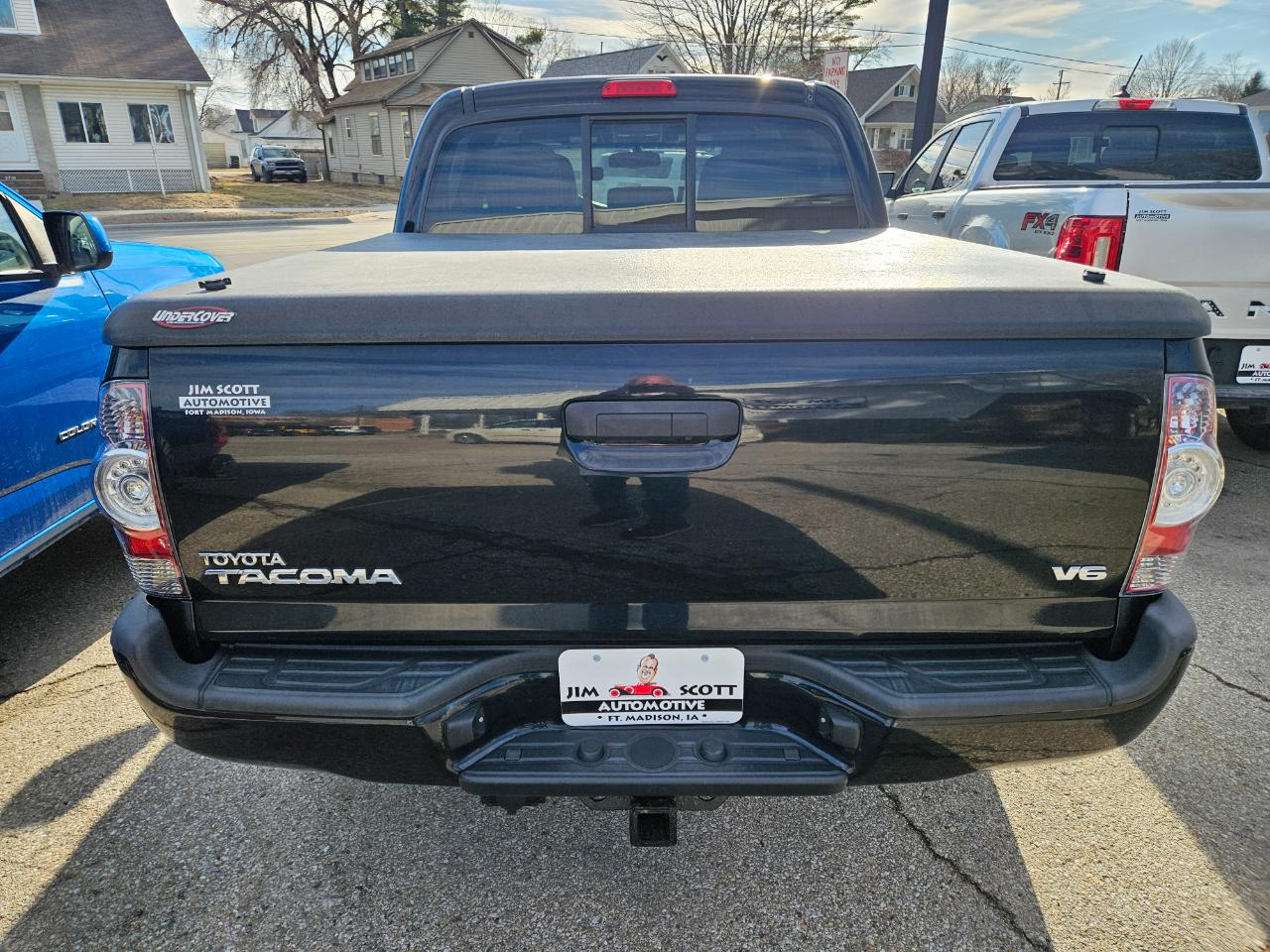 Toyota Tacoma 4WD Double Cab V6 MT (Natl) 2013