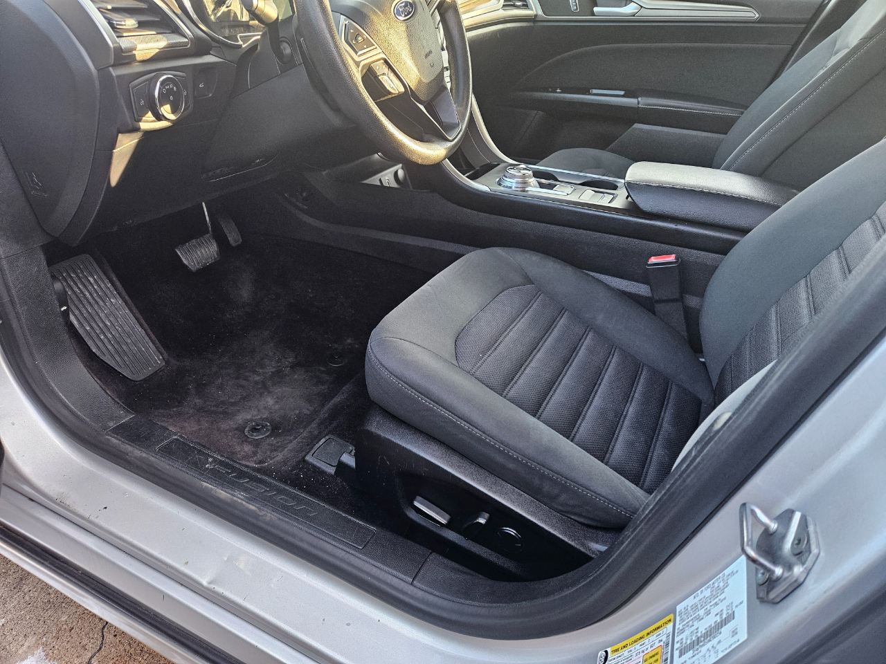 Ford Fusion SE FWD 2017