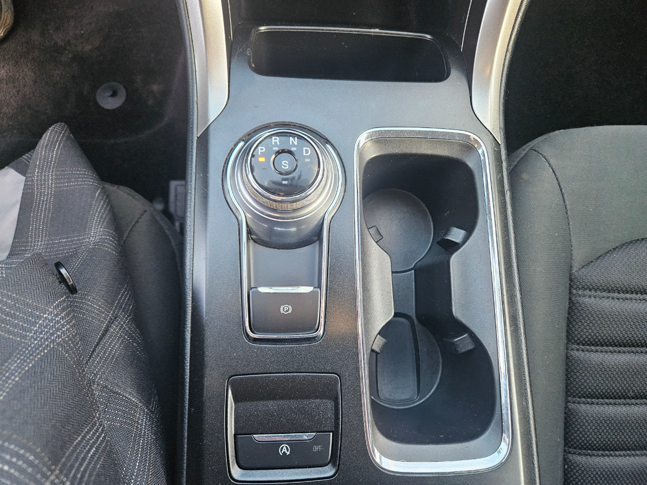 Ford Fusion SE FWD 2017